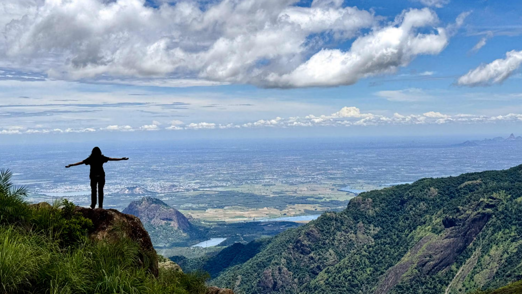 Kodaikanal trekking with jeep safari